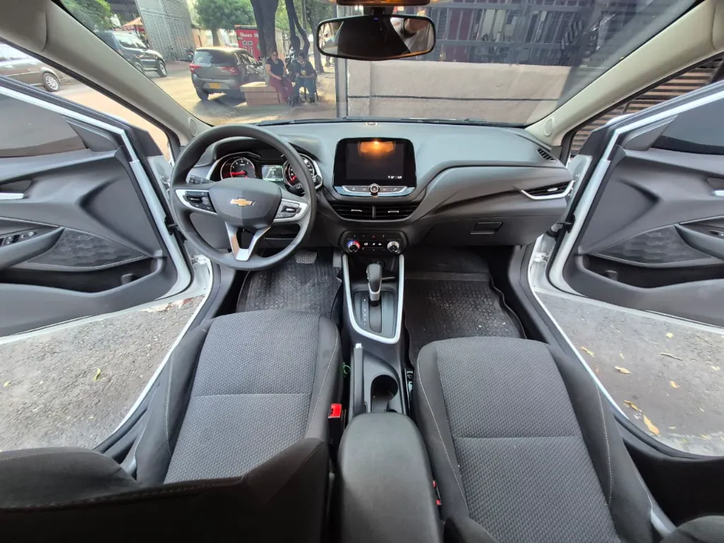 CHEVROLET ONIX TURBO LTZ 2023 AUTOMÁTICO (17).webp