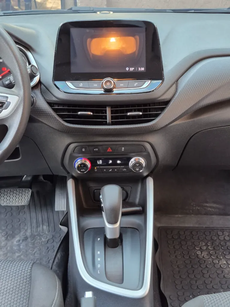 CHEVROLET ONIX TURBO LTZ 2023 AUTOMÁTICO (16).webp