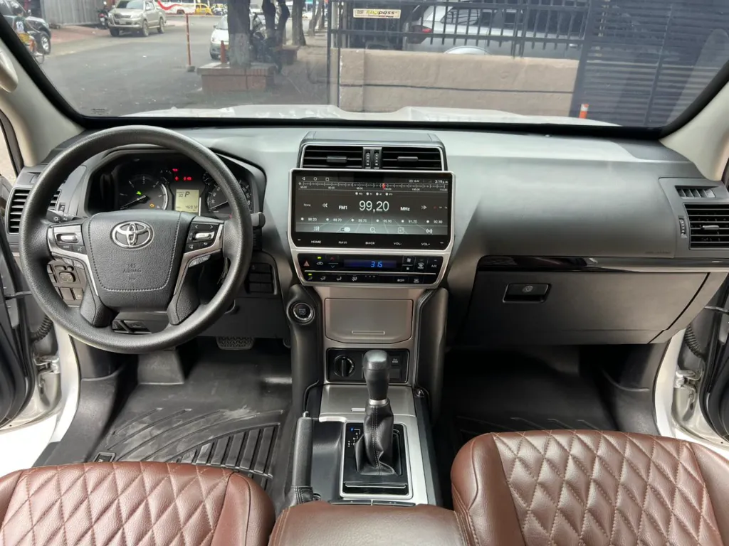 TOYOTA PRADO 2022 TX BLINDADA 2+ PLUS DIESEL (19).webp