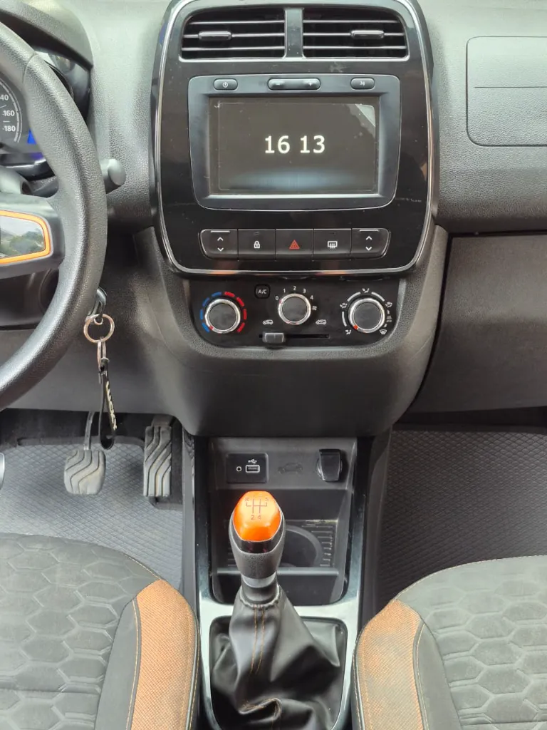 RENAULT KWID OUTSIDER 2022  (18).webp