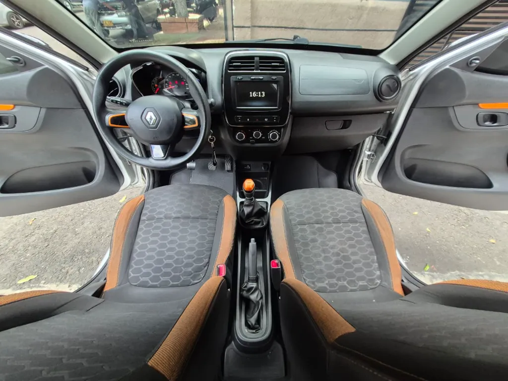 RENAULT KWID OUTSIDER 2022  (17).webp