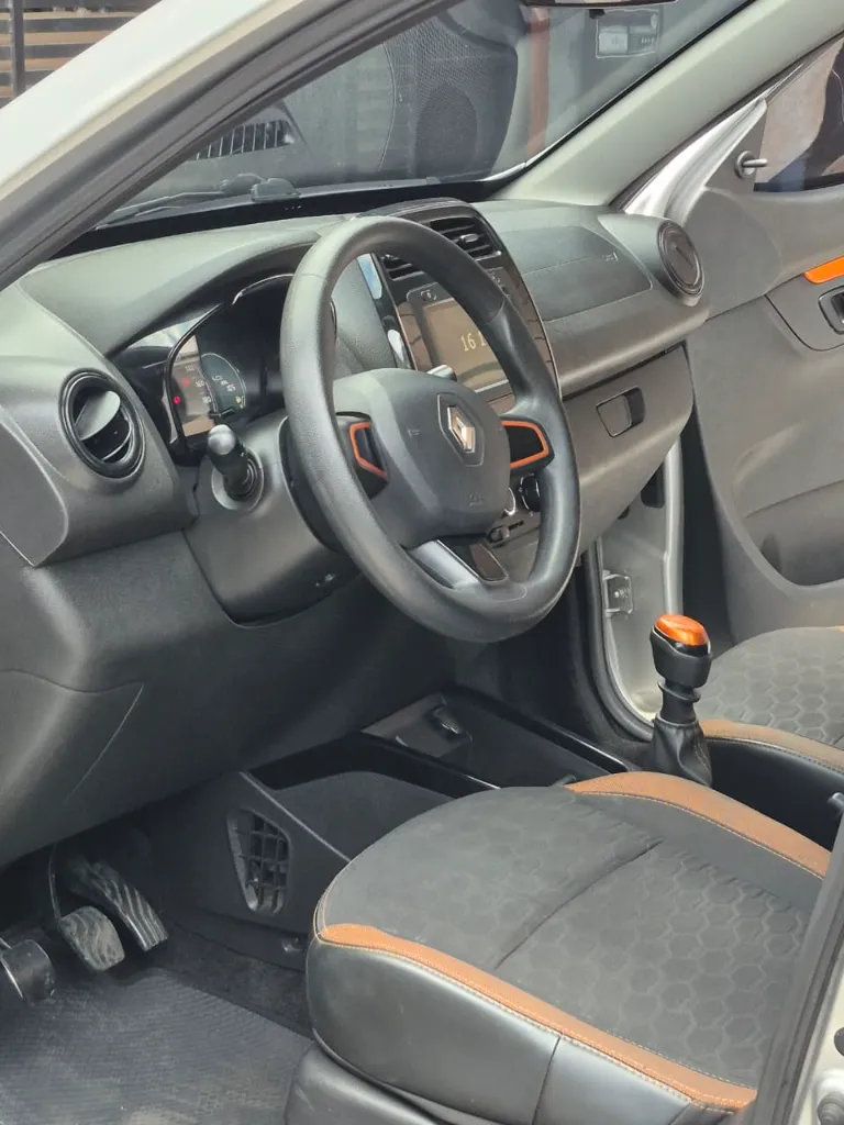 RENAULT KWID OUTSIDER 2022  (13).webp