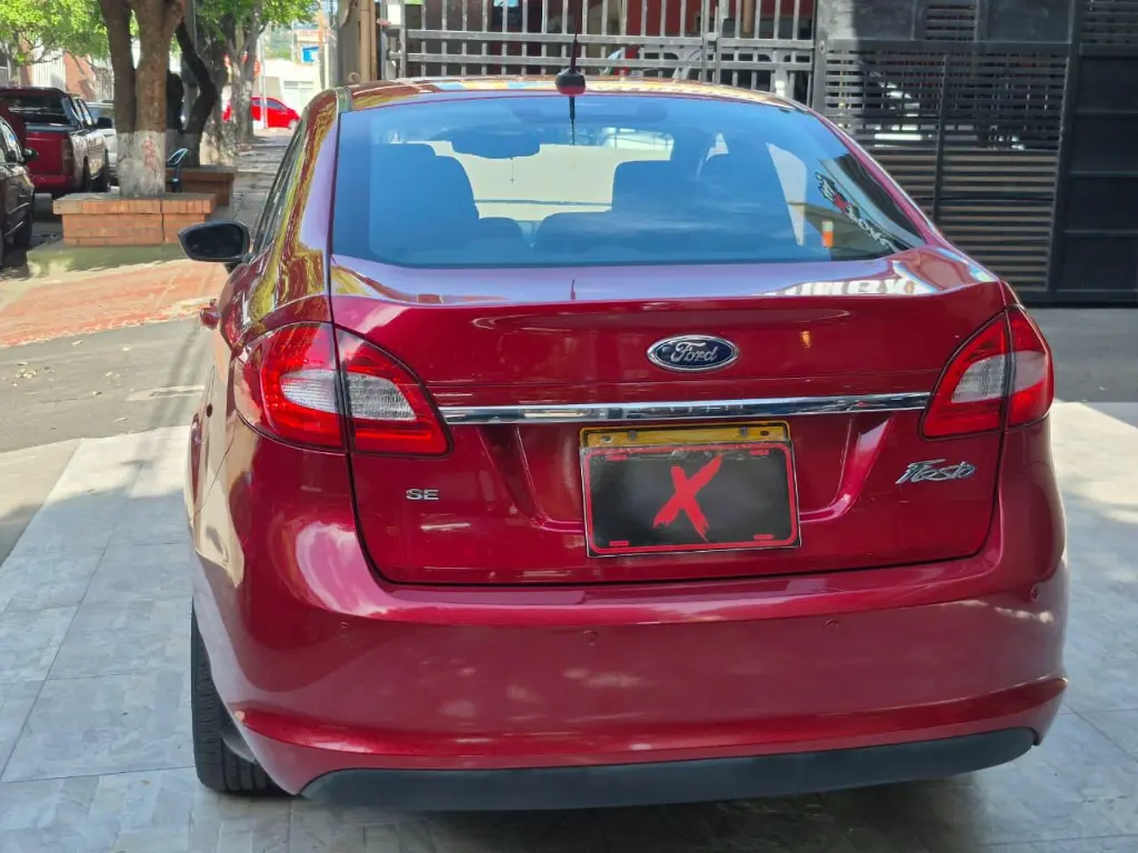 Ford Fiesta SE 2012 MT (5).webp