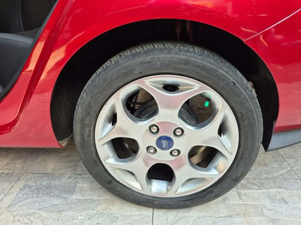 Ford Fiesta SE 2012 MT (9).webp