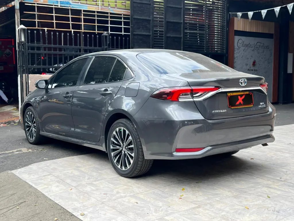 TOYOTA COROLL SE-G HYBRID 2024 publicar en $119.900 (4).webp