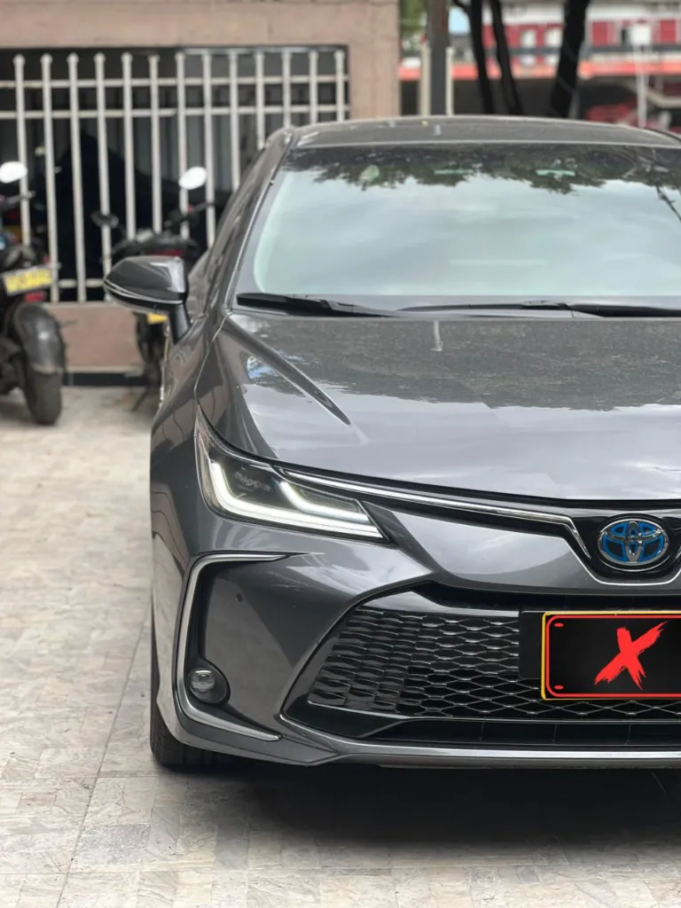 TOYOTA COROLL SE-G HYBRID 2024 publicar en $119.900 (20).webp
