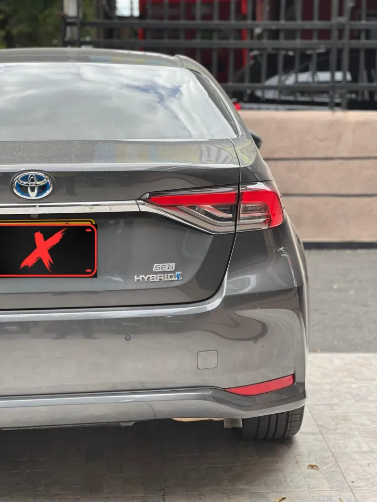 TOYOTA COROLL SE-G HYBRID 2024 publicar en $119.900 (21).webp