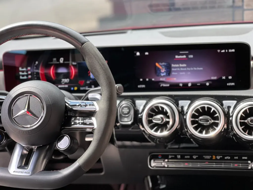 MERDECES BENZ A45 S 4MATIC AMG 2.0 BI TURBO 2023 publicar en $219.900 (15).webp