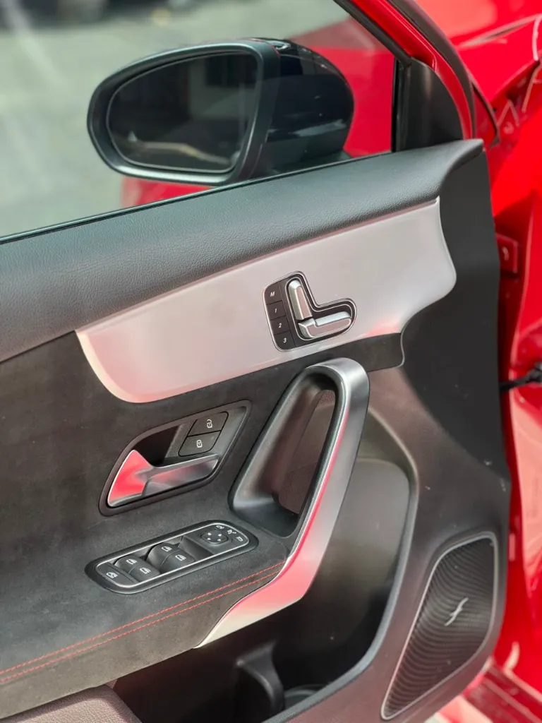 MERDECES BENZ A45 S 4MATIC AMG 2.0 BI TURBO 2023 publicar en $219.900 (12).webp