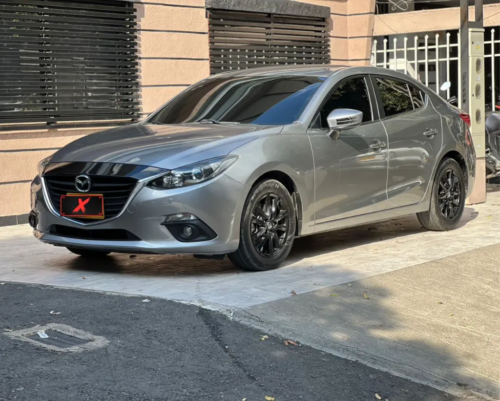 MAZDA 3 TOURING 2.0 MT 2017 (1).webp