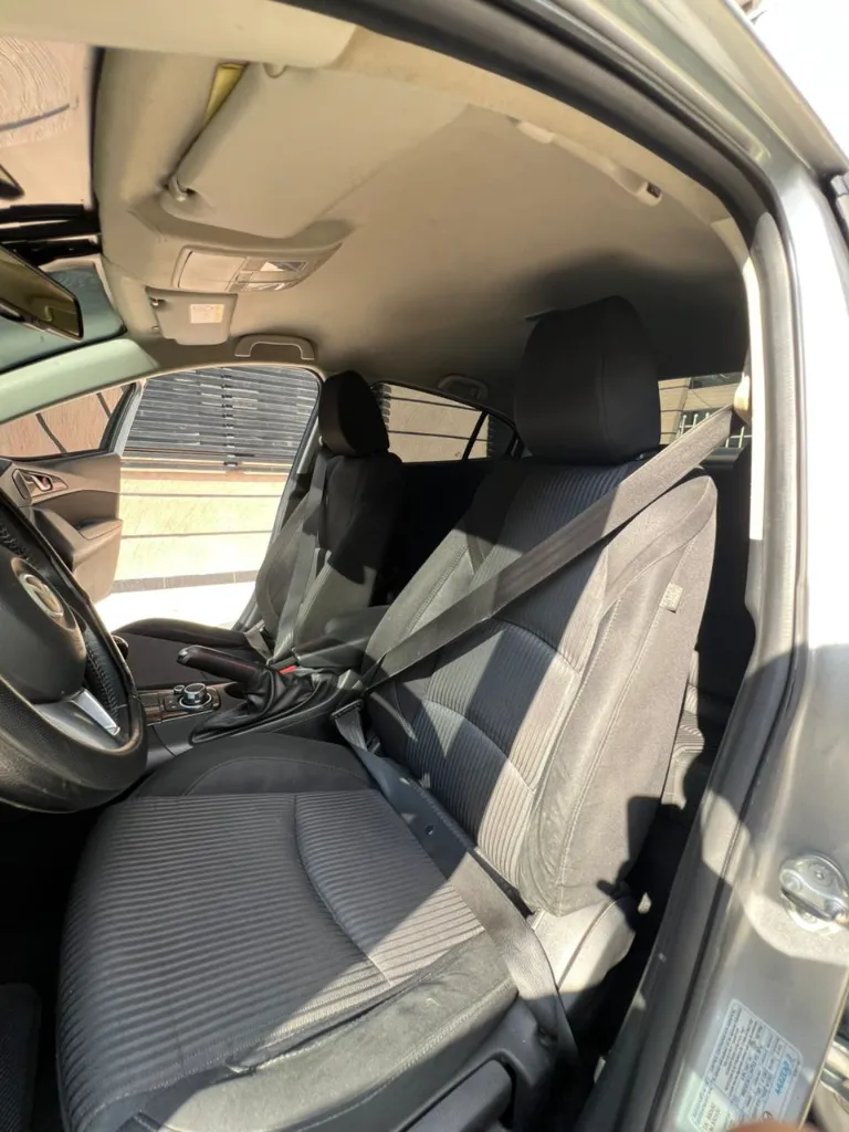 MAZDA 3 TOURING 2.0 MT 2017 (21).webp