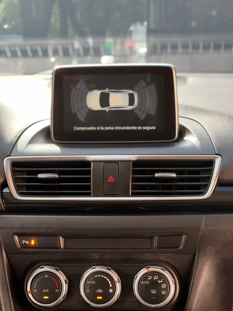 MAZDA 3 TOURING 2.0 MT 2017 (17).webp