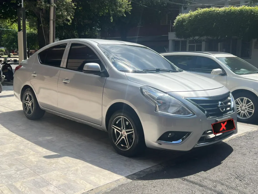 NISSAN VERSA SENSE MT 2020 (3).webp