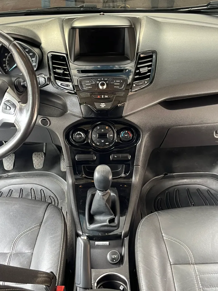 FORD FIESTA HB TITANIUM MEC MOD 2016 (12).webp