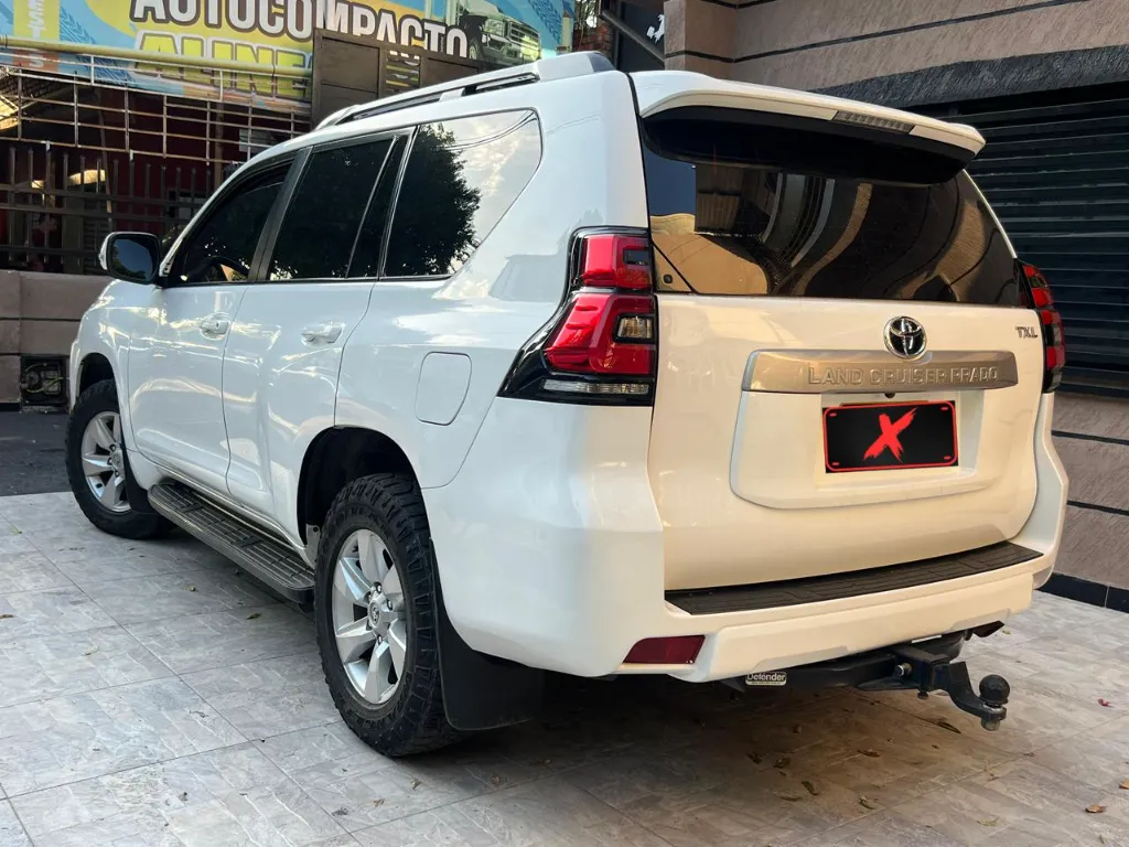 TOYOTA PRADO TX-L 2018 BLINDADA (4).webp