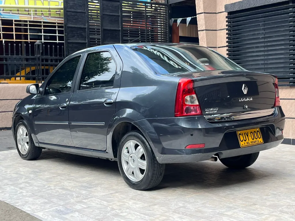 RENAULT LOGAN DYNAMIQUE MOD 2014  (4).webp