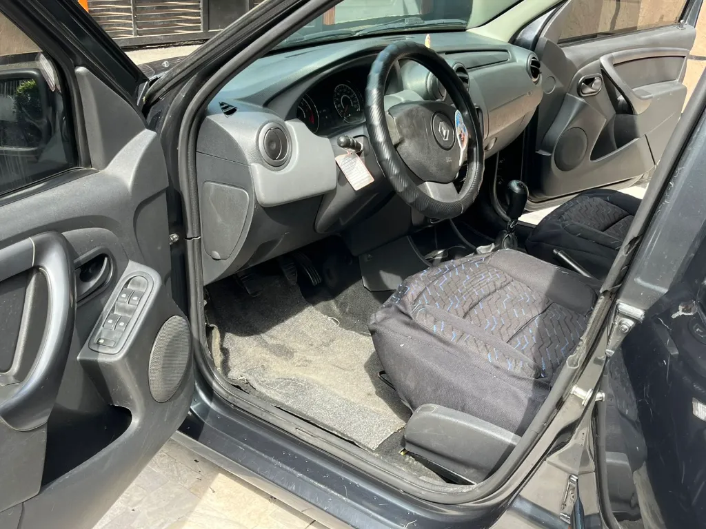 RENAULT LOGAN DYNAMIQUE MOD 2014  (17).webp