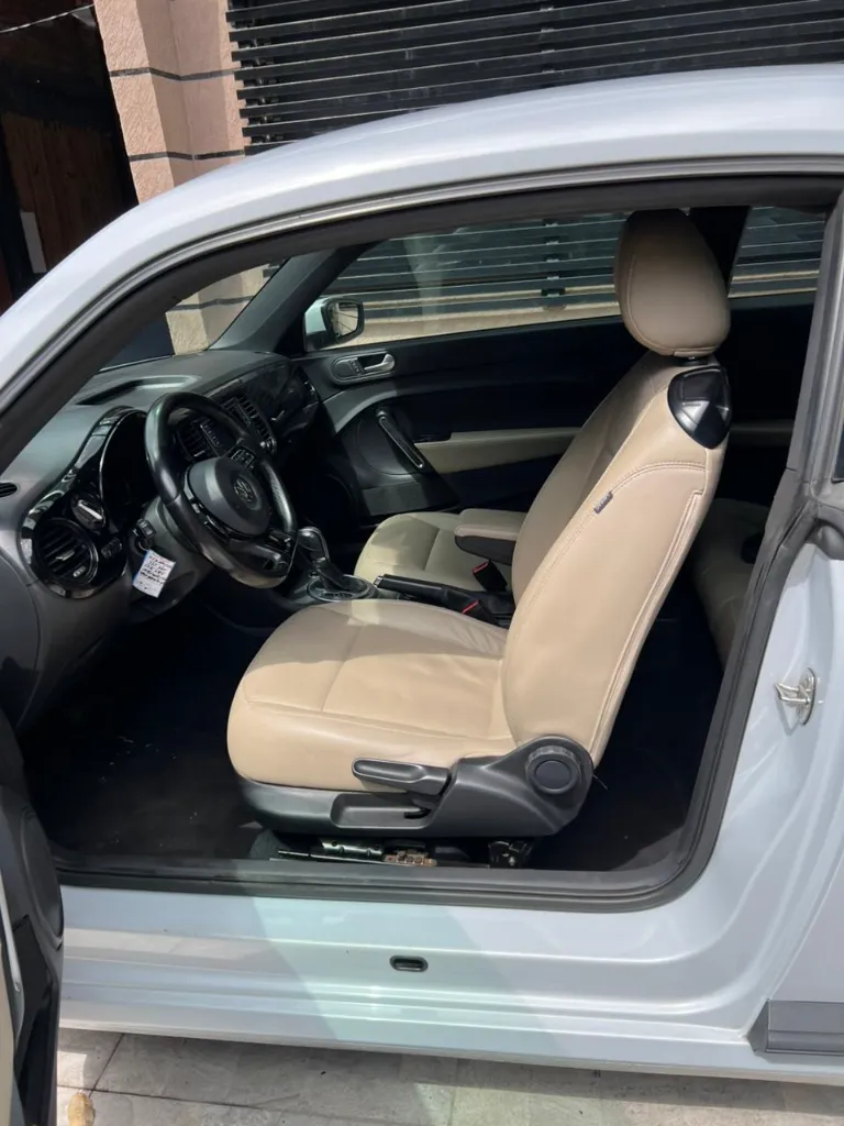 VOLKSWAGEN BEETLE 2.5 TP 2017  (14).webp