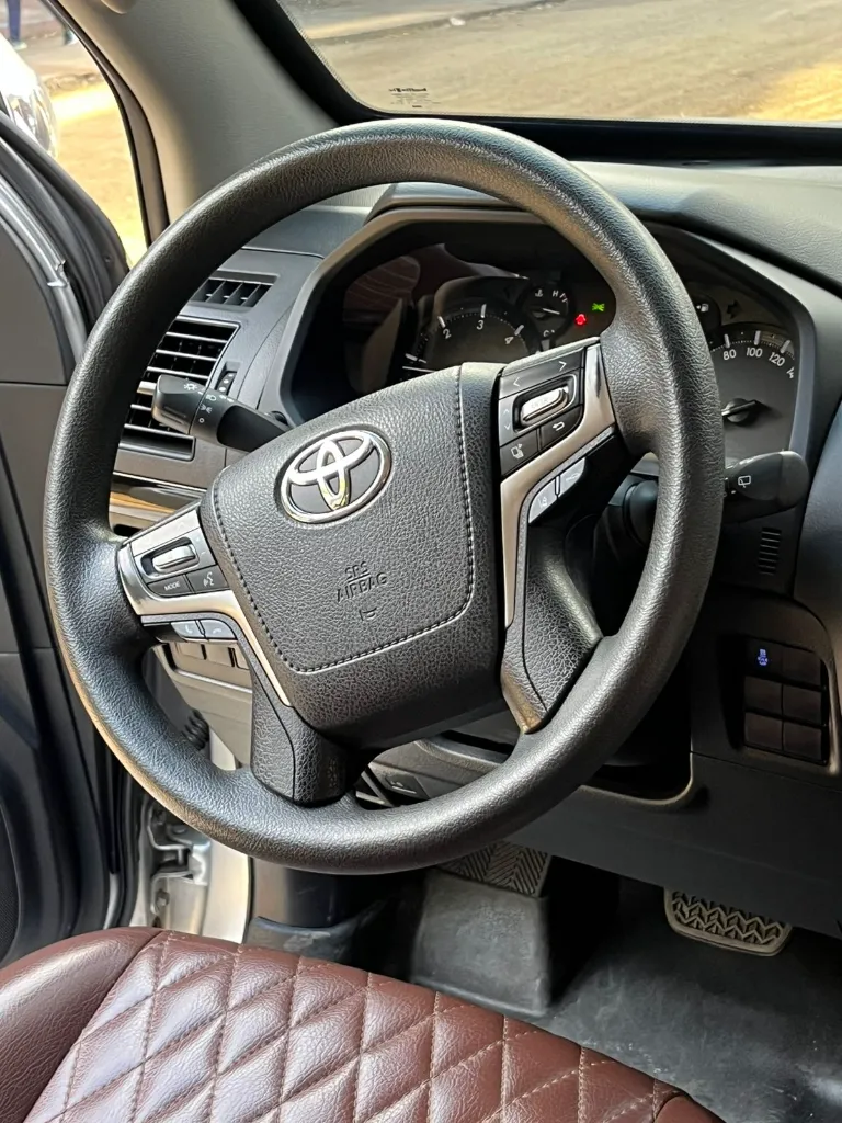 TOYOTA PRADO TX 2022 DIESEL BLINDAJE 2+ (24).webp