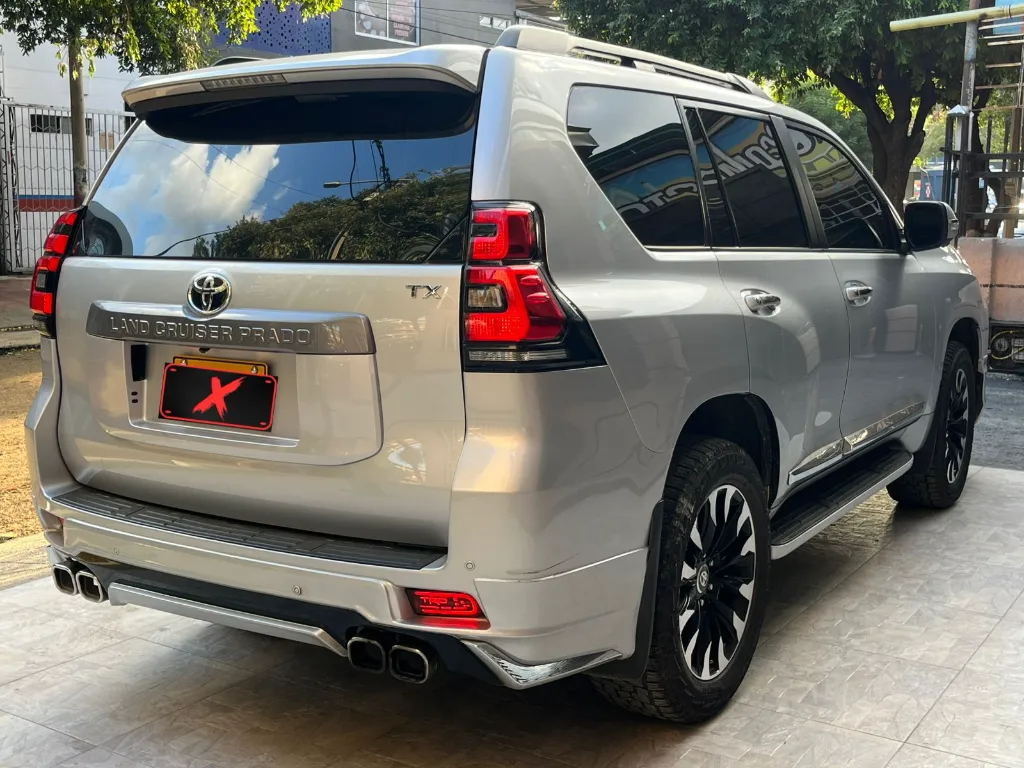TOYOTA PRADO TX 2022 DIESEL BLINDAJE 2+ (6).webp