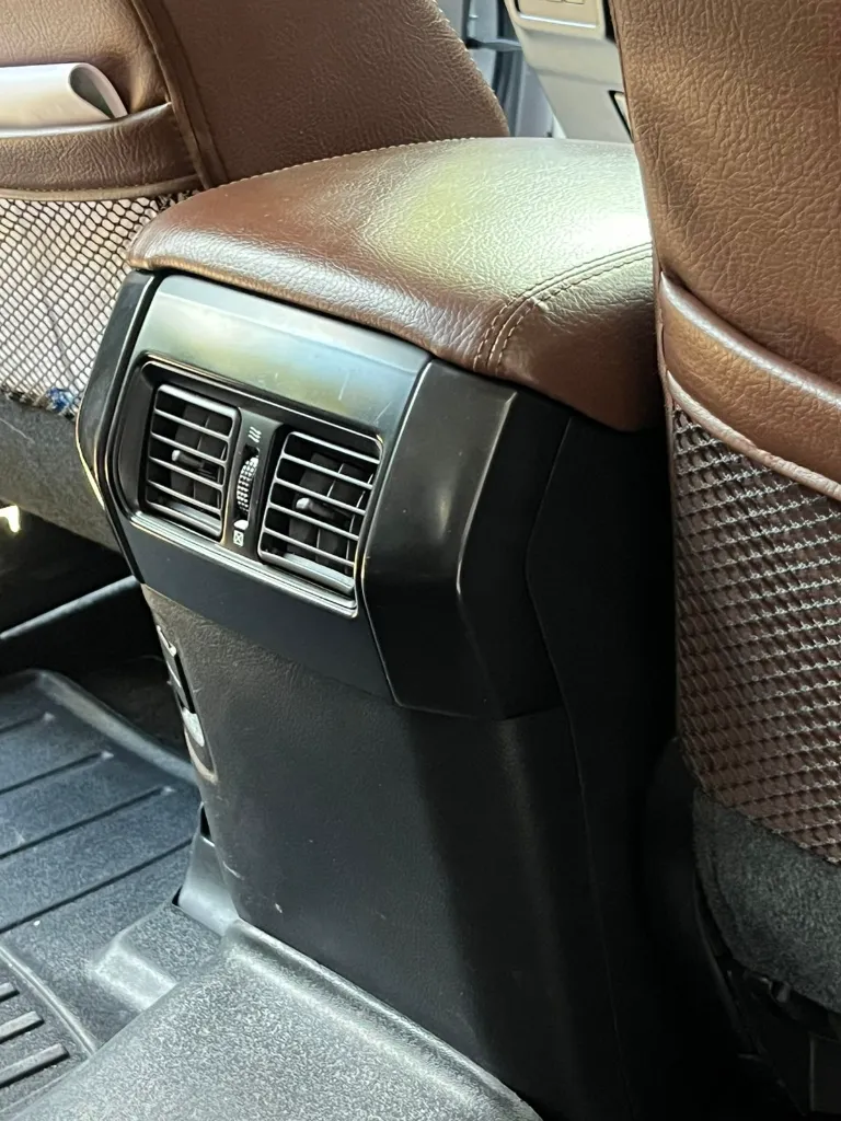 TOYOTA PRADO TX 2022 DIESEL BLINDAJE 2+ (20).webp