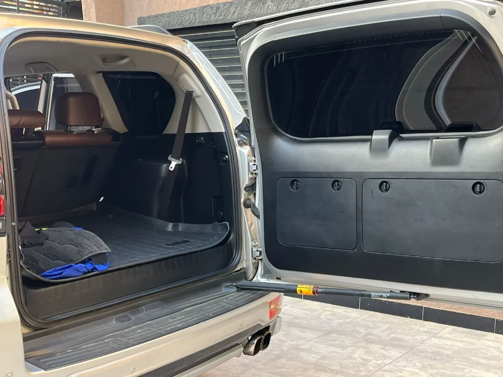 TOYOTA PRADO TX 2022 DIESEL BLINDAJE 2+ (15).webp