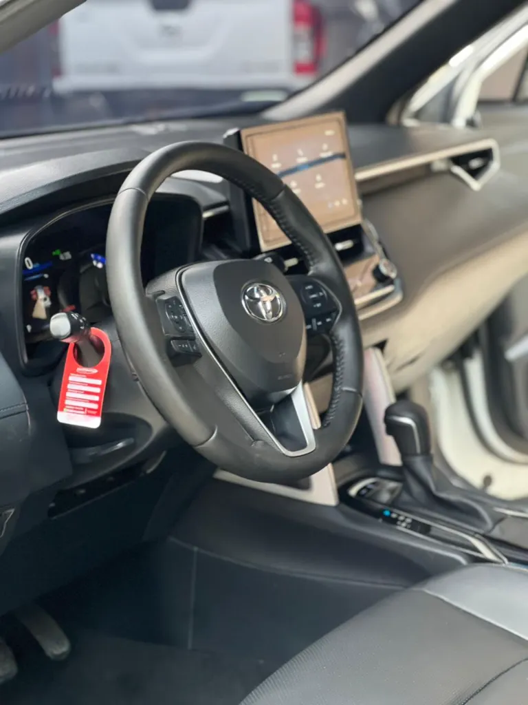 TOYOTA COROLLA CROSS XE-I GASOLINA 2023 publicar en $127.900 (8).webp