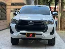 TOYOTA HILUX 2.7 GASOLINA 4X4 MT 2022  (2).webp