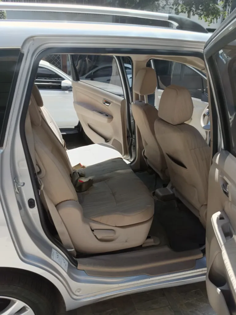 SUZUKI ERTIGA AUTOMATICA 2018 (13).webp