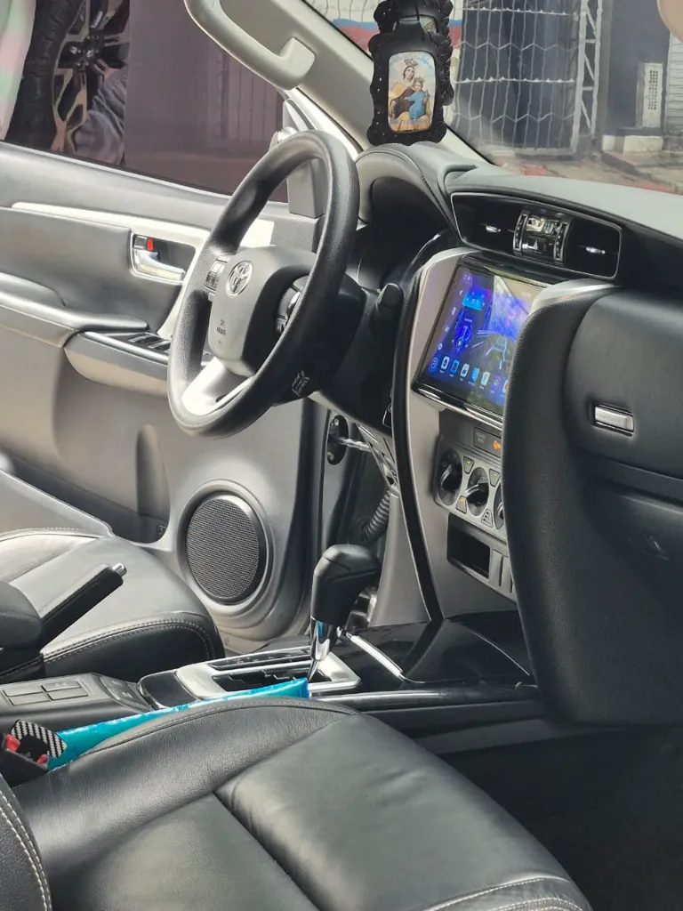 TOYOTA FORTUNER SW4 Diésel 2019 (12).webp
