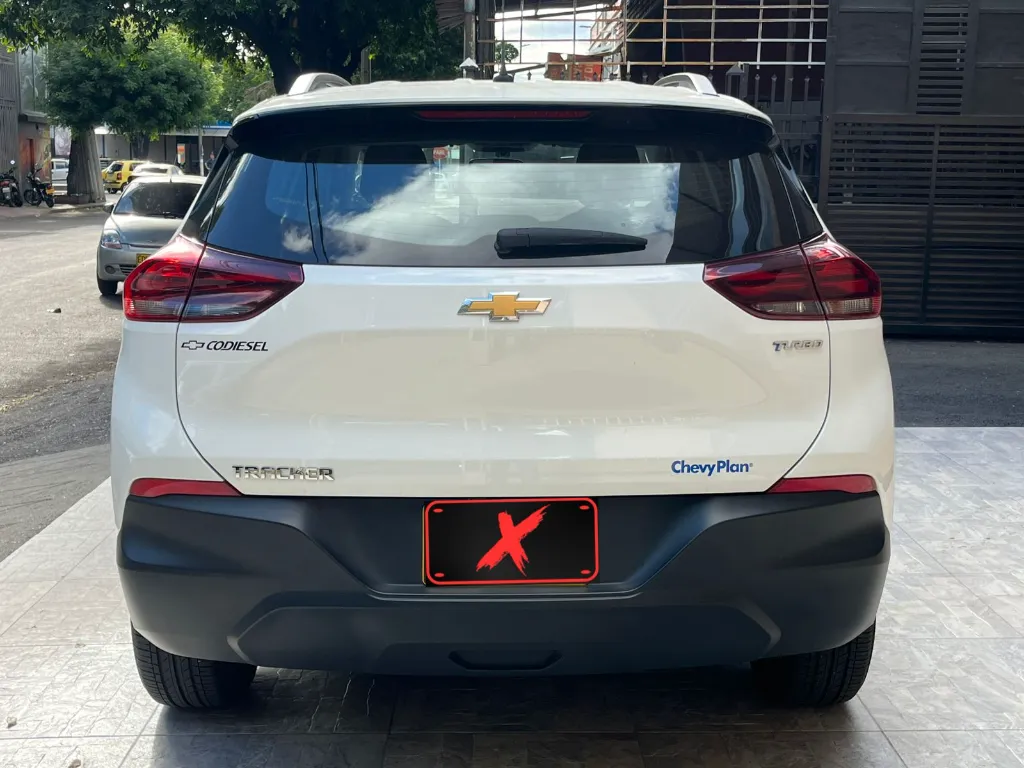 CHEVROLET TRACKER TURBO AUT MOD 2023 (5).webp