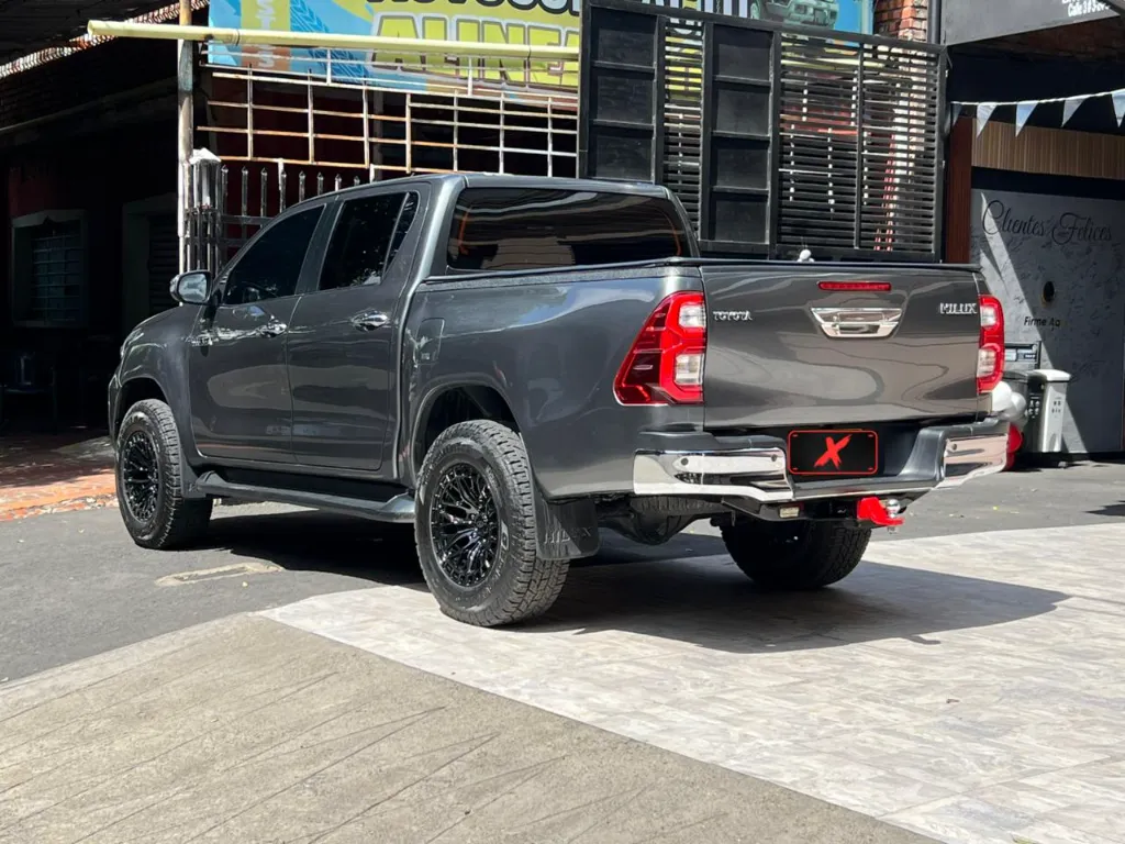 TOYOTA HILUX SRV 2.4 DIÉSEL 2022  (4).webp