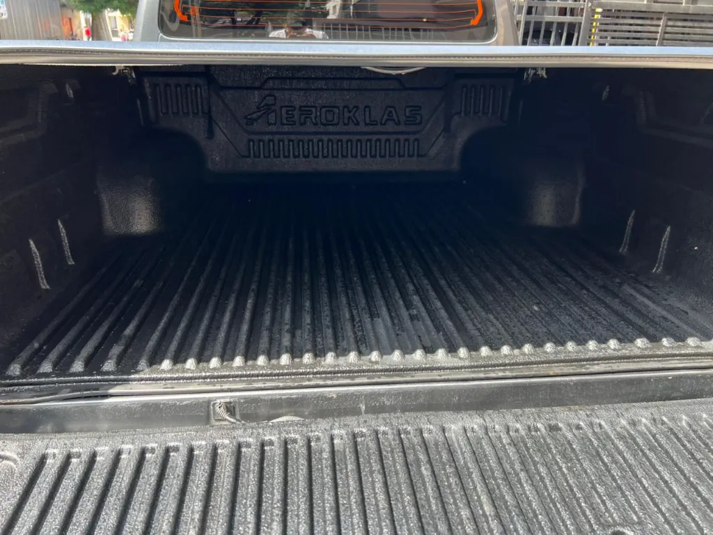 TOYOTA HILUX SRV 2.4 DIÉSEL 2022  (9).webp