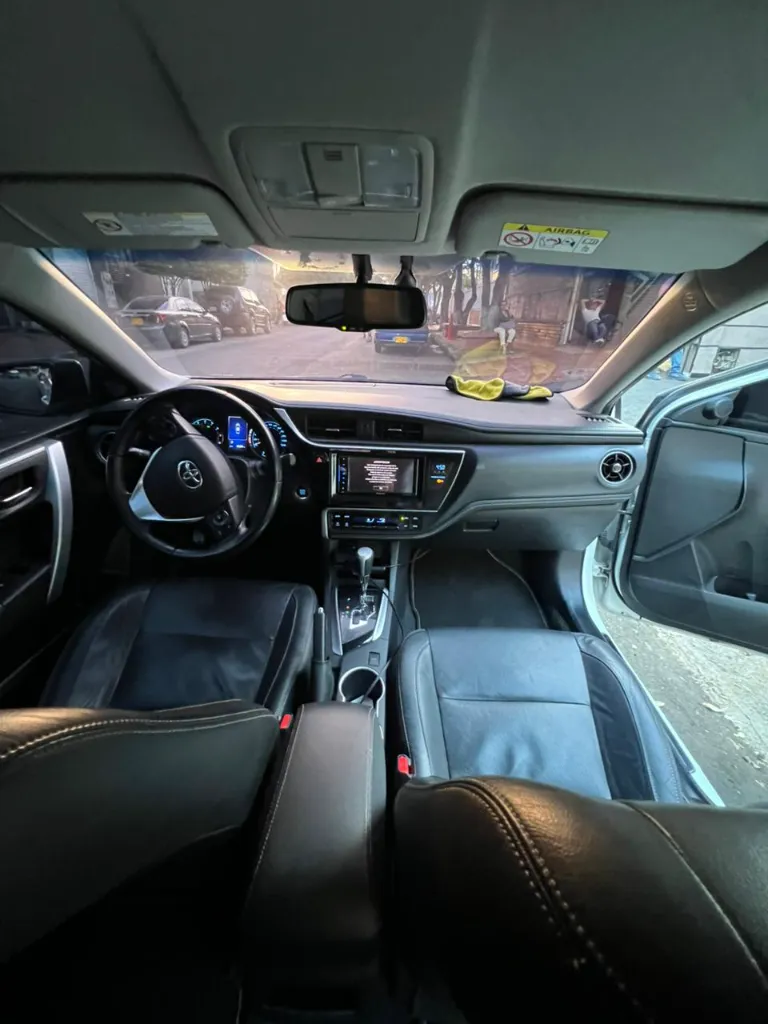 TOYOTA COROLLA SE-G 2019 (10).webp