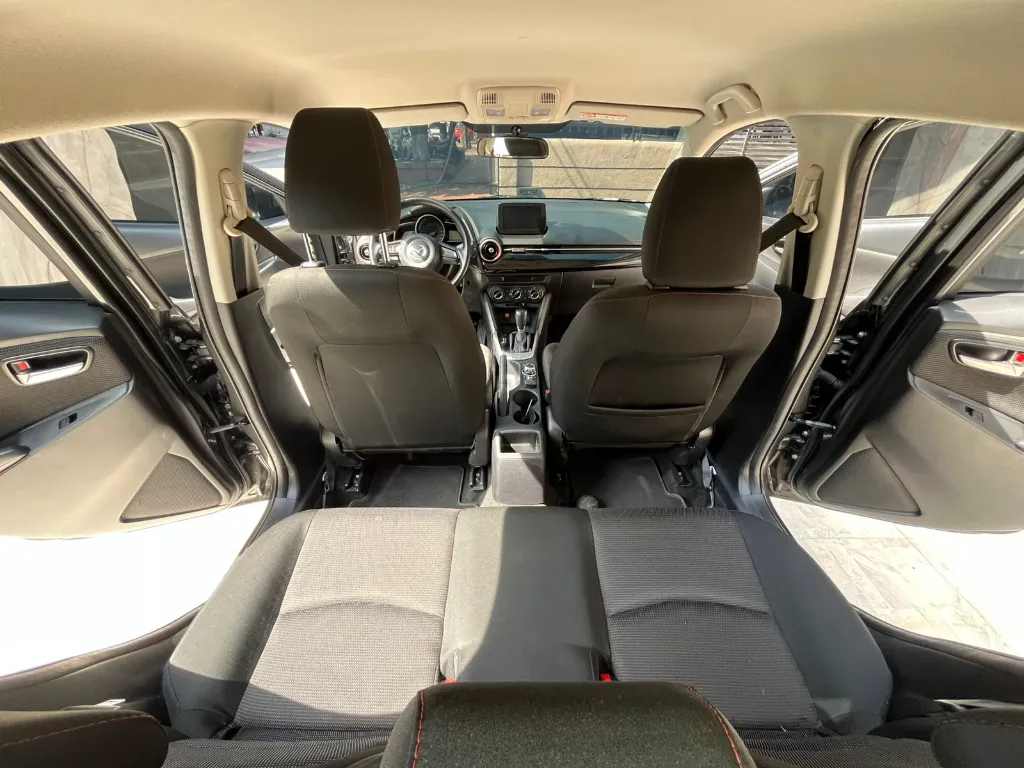 MAZDA 2 TOURING AUTOMATICO MOD 2023 (20).webp