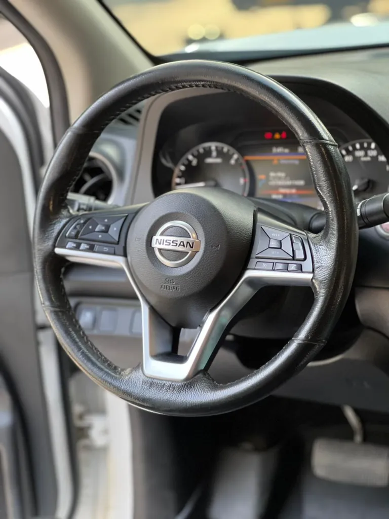 NISSAN FRONTIER LE 2.5 DIÉSEL 4X4 TP 2023 publicar en $186.900 (16).webp