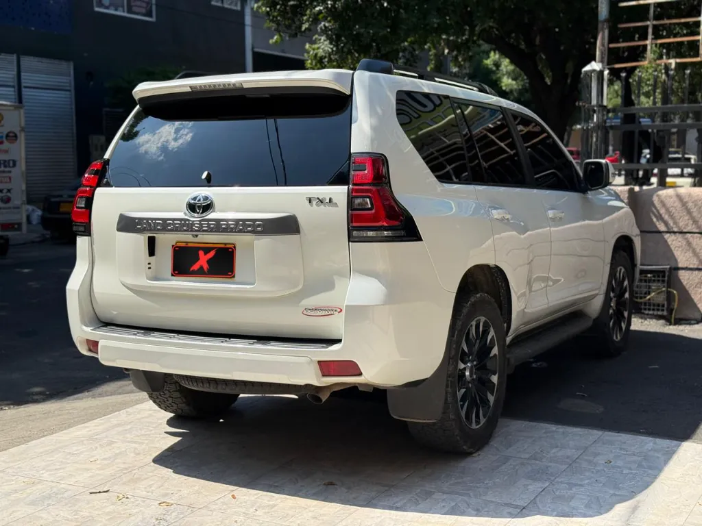 TOYOTA PRADO TX-L 2.8 DIESEL BLINDAJE 2+ 2024  (6).webp