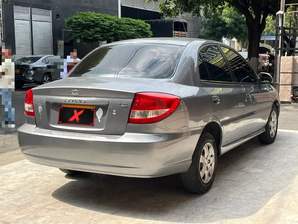 KIA RIO STYLUS MEC 2011 (6).webp