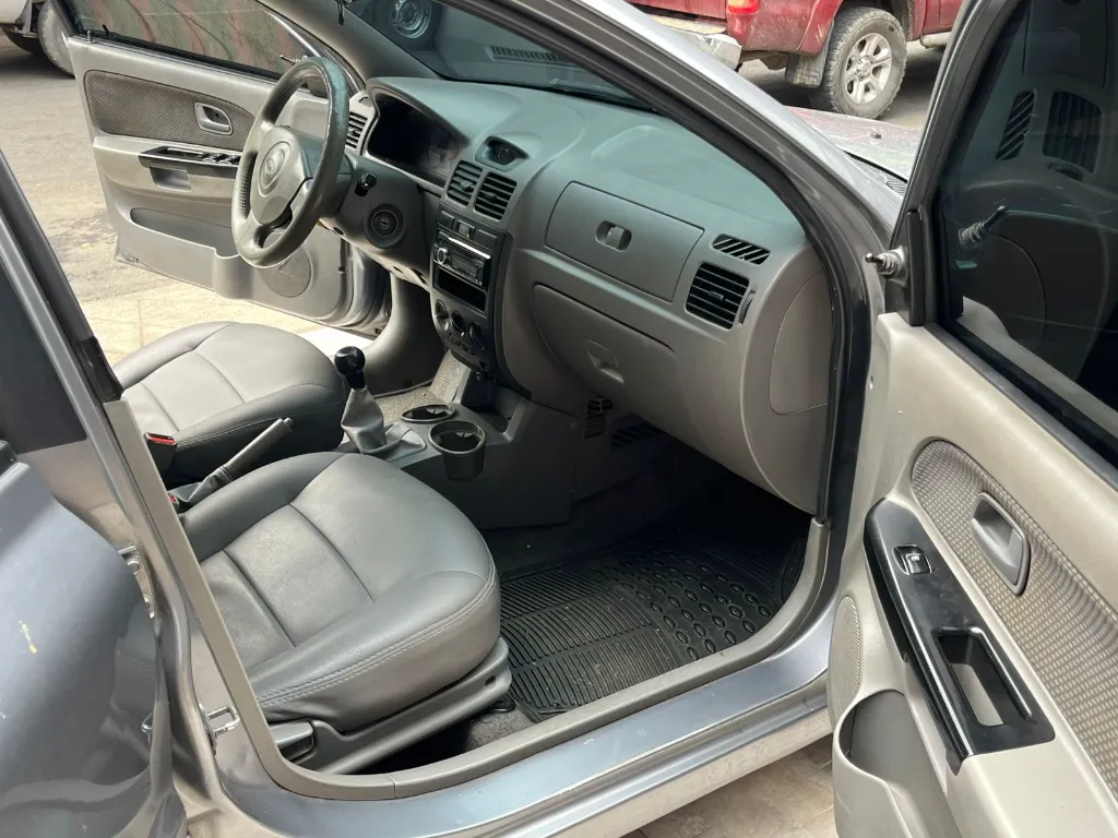 KIA RIO STYLUS MEC 2011 (12).webp