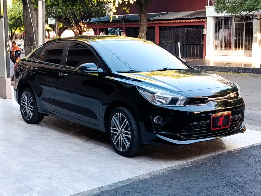 KIA RIO VIBRANT AT 2023 (3).webp