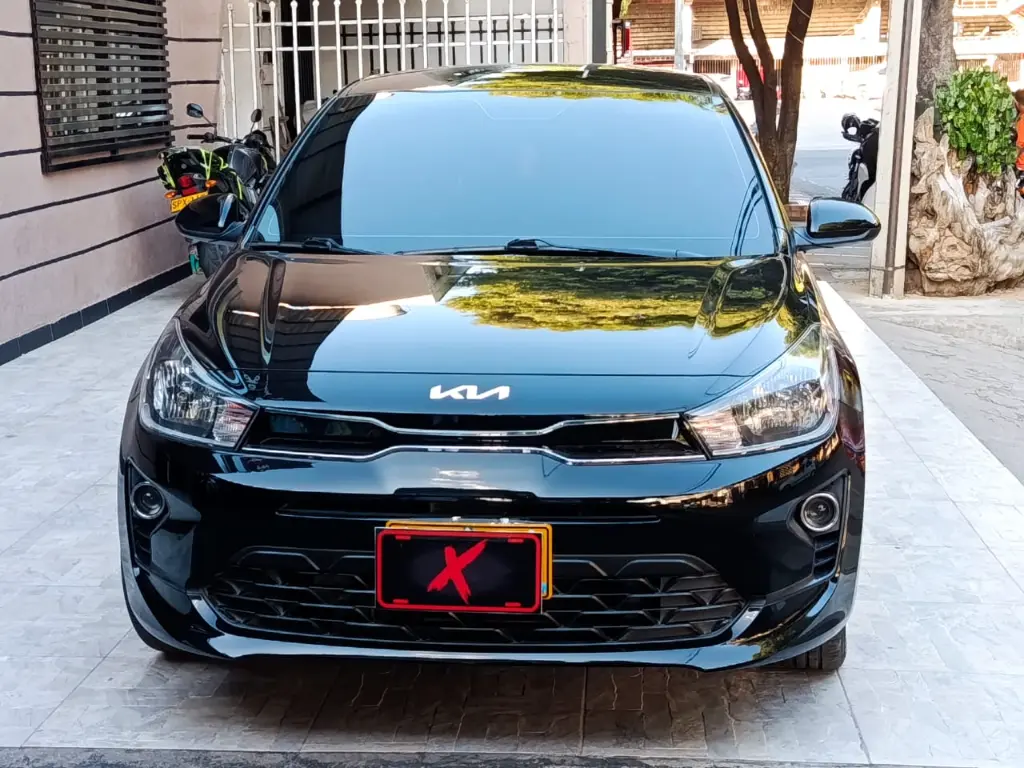 KIA RIO VIBRANT AT 2023 (2).webp