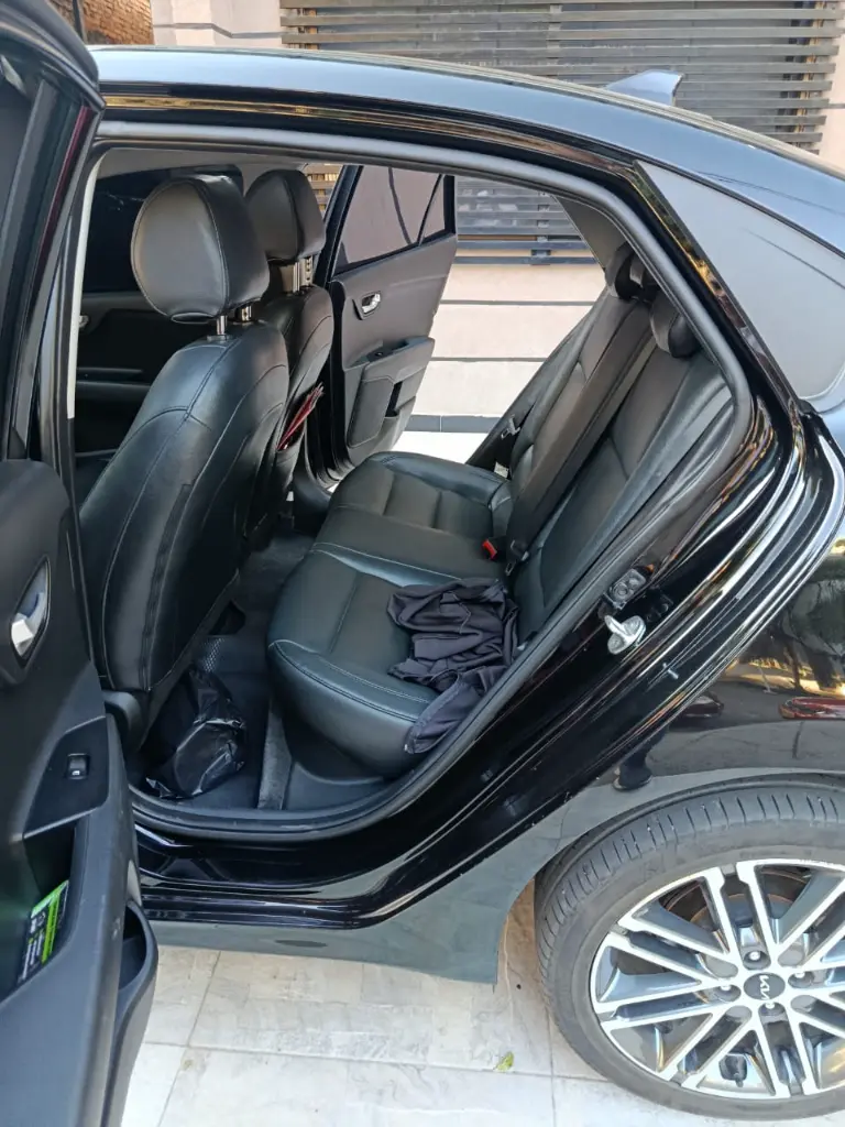 KIA RIO VIBRANT AT 2023 (15).webp