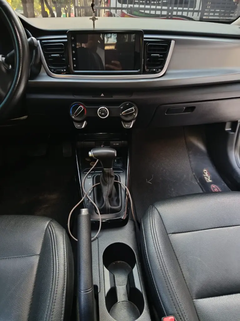 KIA RIO VIBRANT AT 2023 (8).webp