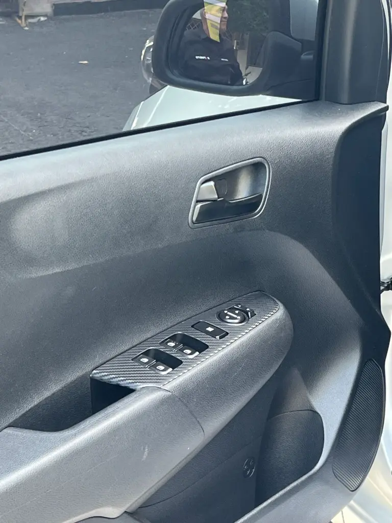 KIA PICANTO 1.0 EMOTION 2023 (18).webp