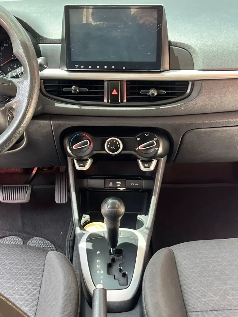 KIA PICANTO ZENITH AUT MOD 2018 (12).webp
