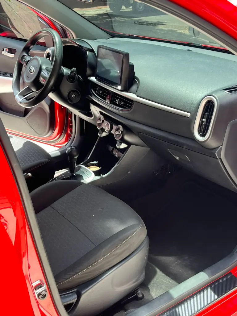 KIA PICANTO ZENITH AUT MOD 2018 (14).webp