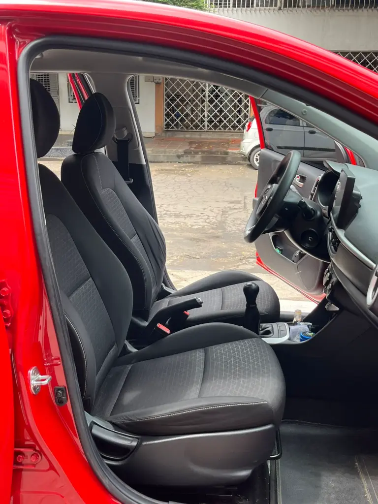 Kia Picanto Zenith MT 2018 publicar en  $49.900 (17).webp