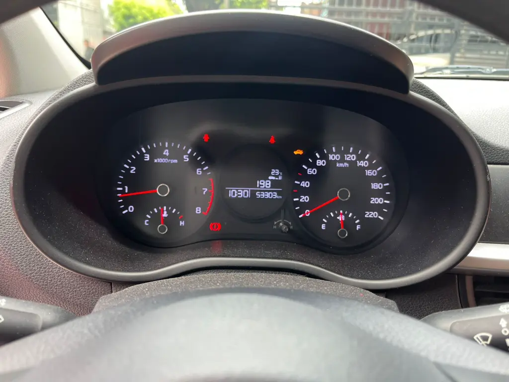 Kia Picanto Zenith MT 2018 publicar en  $49.900 (18).webp