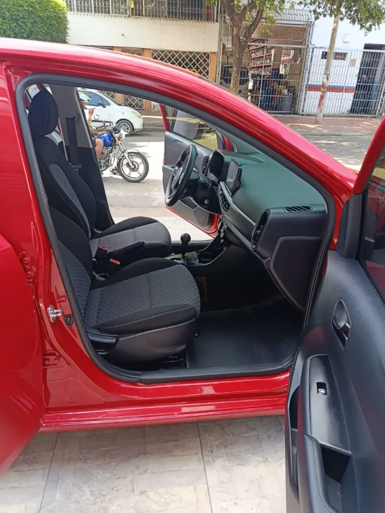 Kia Picanto Zenith AT 2024  (8).webp