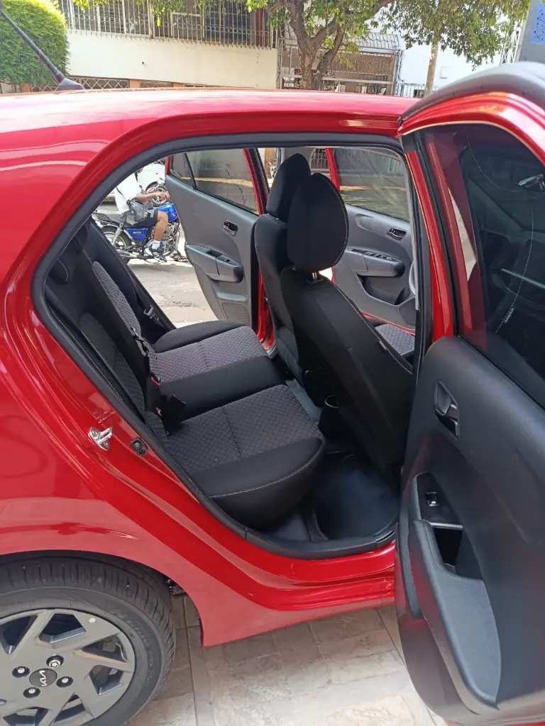 Kia Picanto Zenith AT 2024  (7).webp